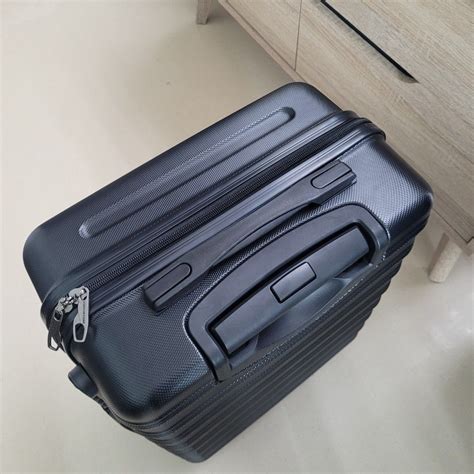 swiss basics luggage review.